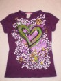 Camisa estampada morada corazones
